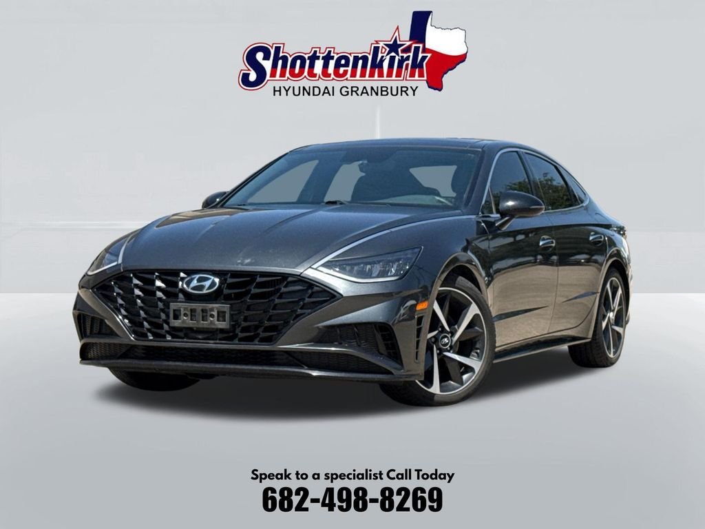 Used 2022 Gray Hyundai SEL Plus image 1