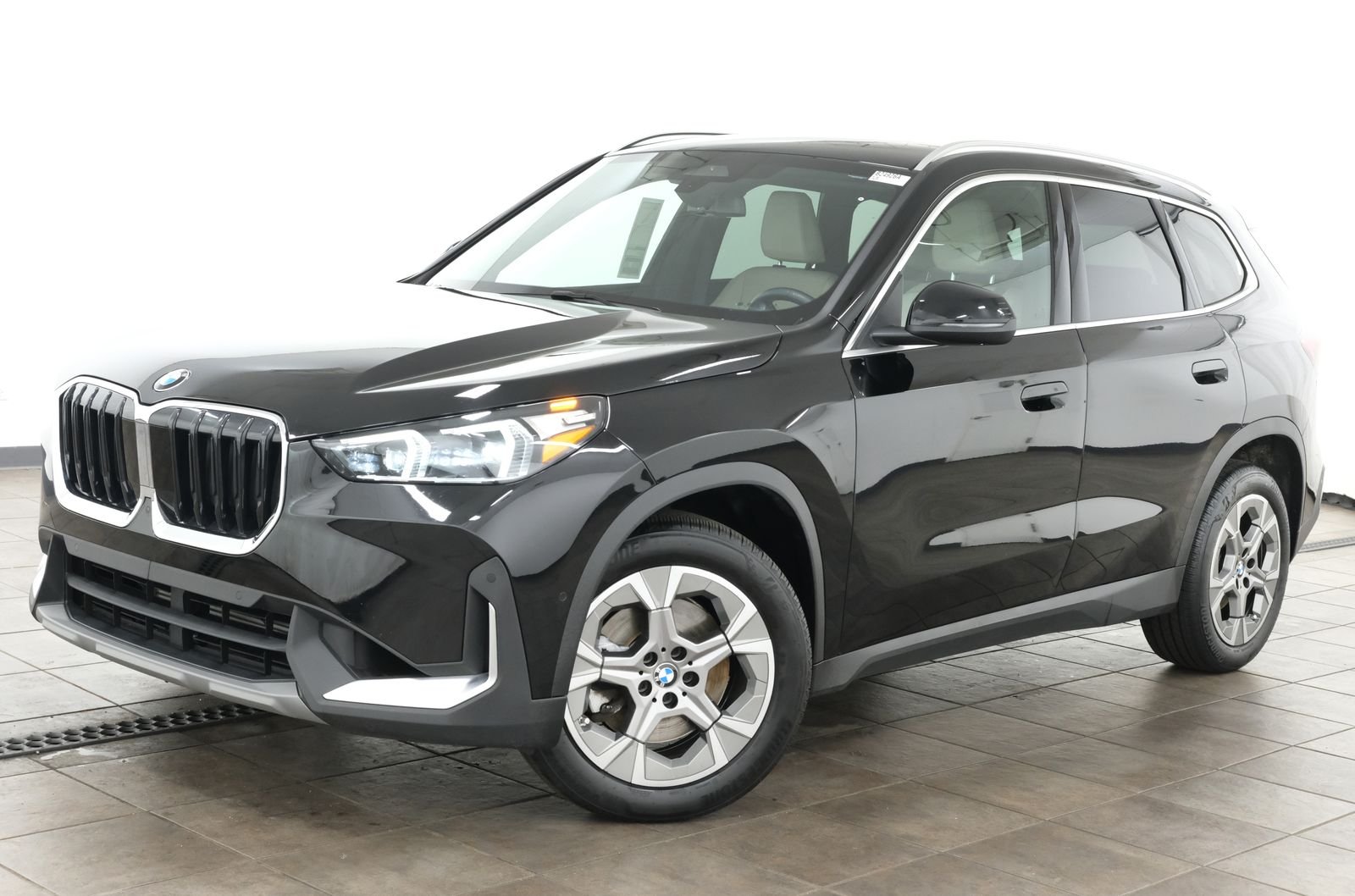 2023 BMW X1 xDrive28i's photo