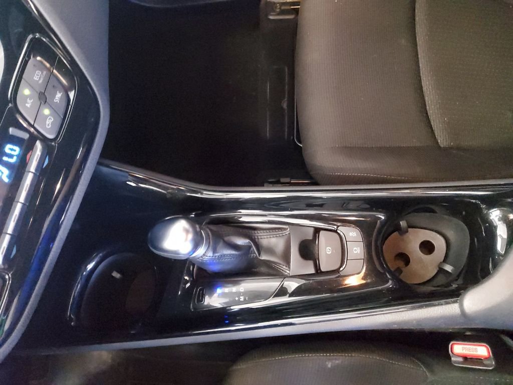 Used 2019 Gray Toyota XLE image 23