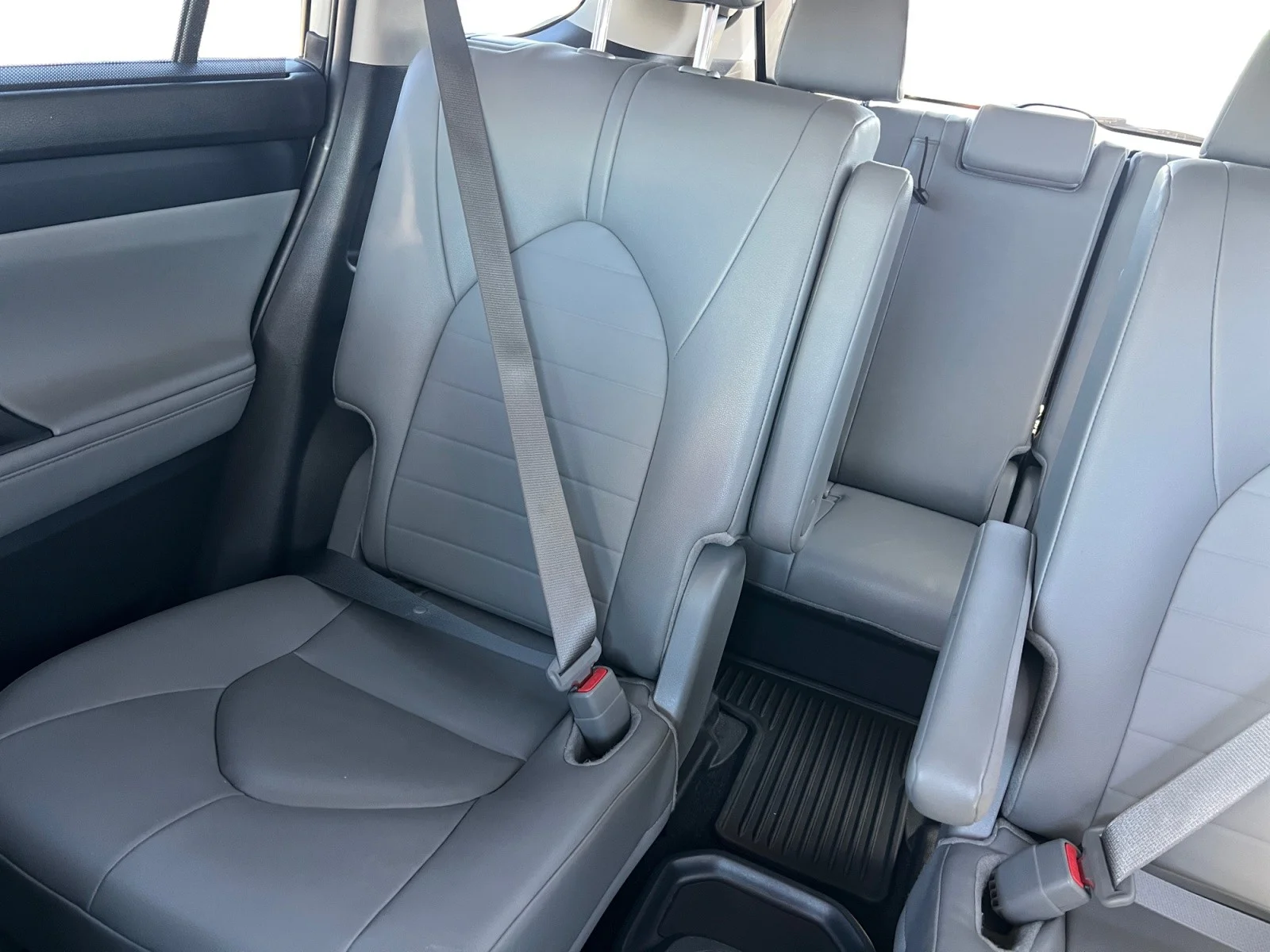 Used 2024 Celestial Silver Metallic Toyota XLE image 18