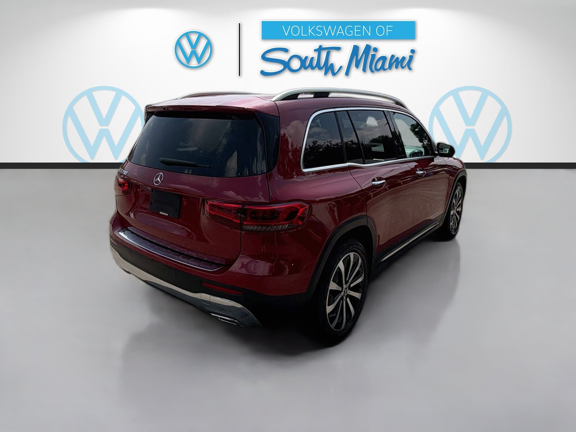 Used 2020 Red Mercedes-Benz GLB 250 image 7