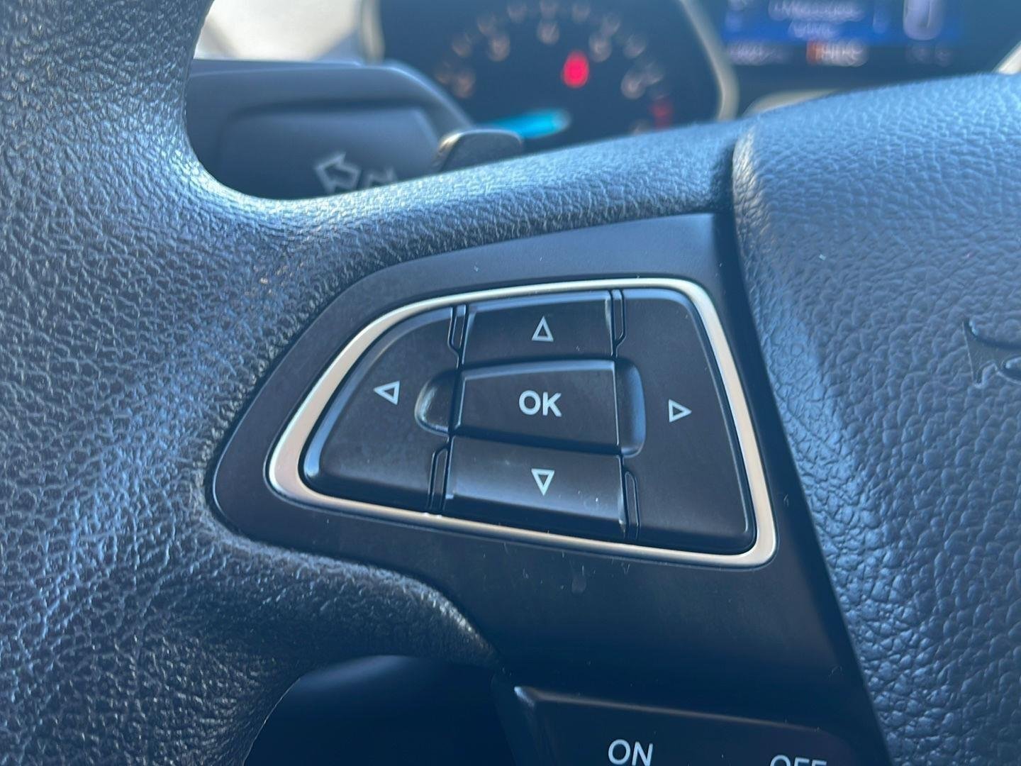 2017 Ford Escape SE - Photo 21