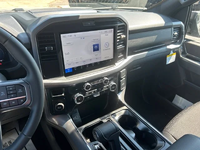 New 2026 Avalanche Ford XLT image 17