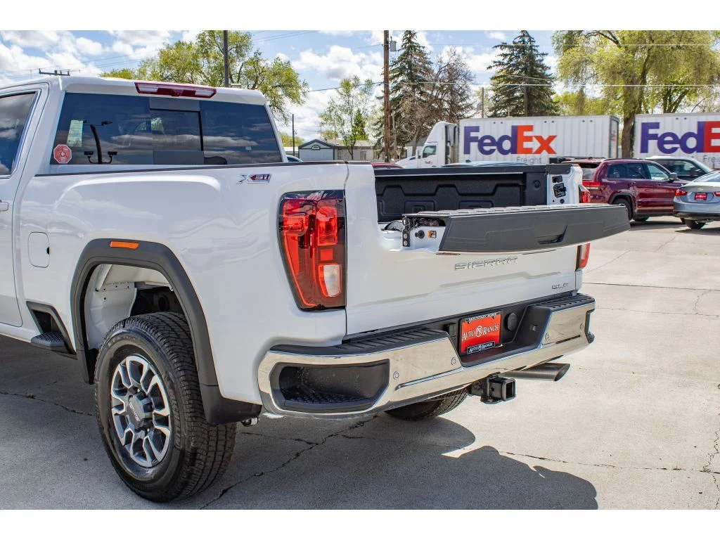 2026 GMC Sierra 2500HD SLE - Photo 9