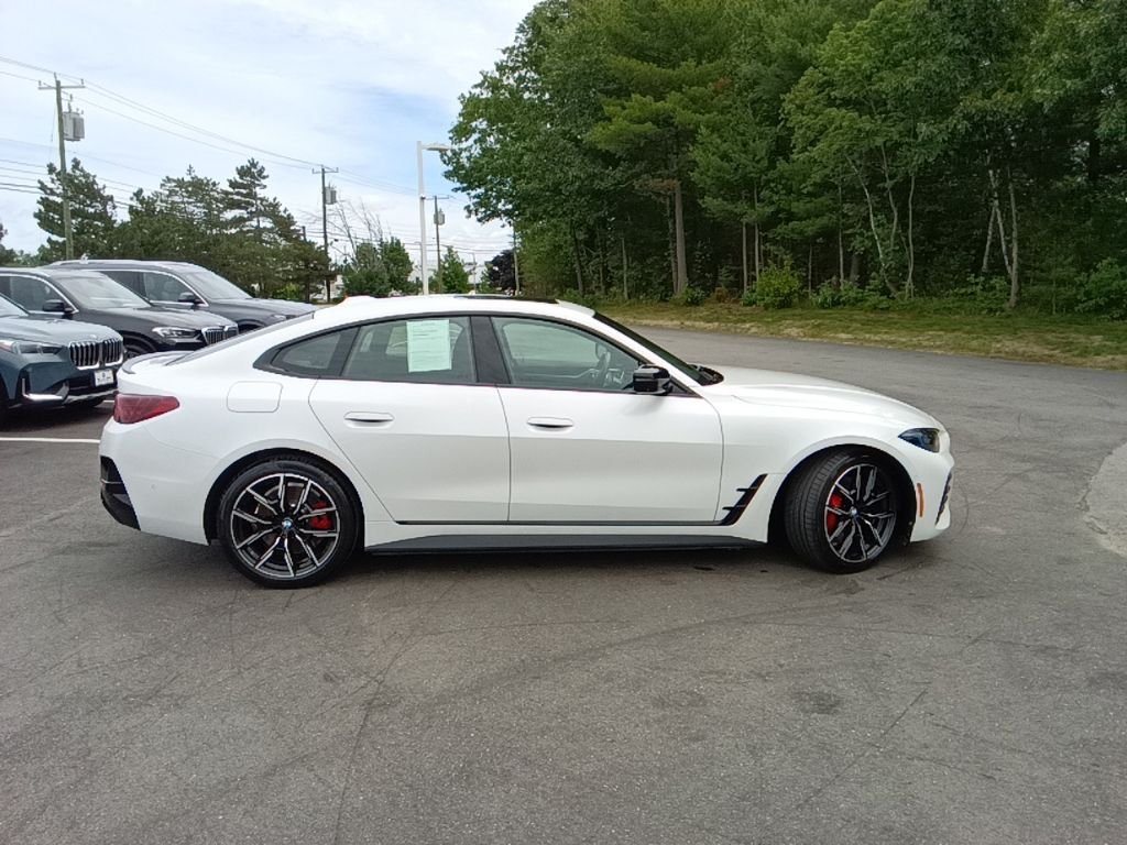 Certified Used 2025 Mineral White Metallic BMW xDrive40 image 8