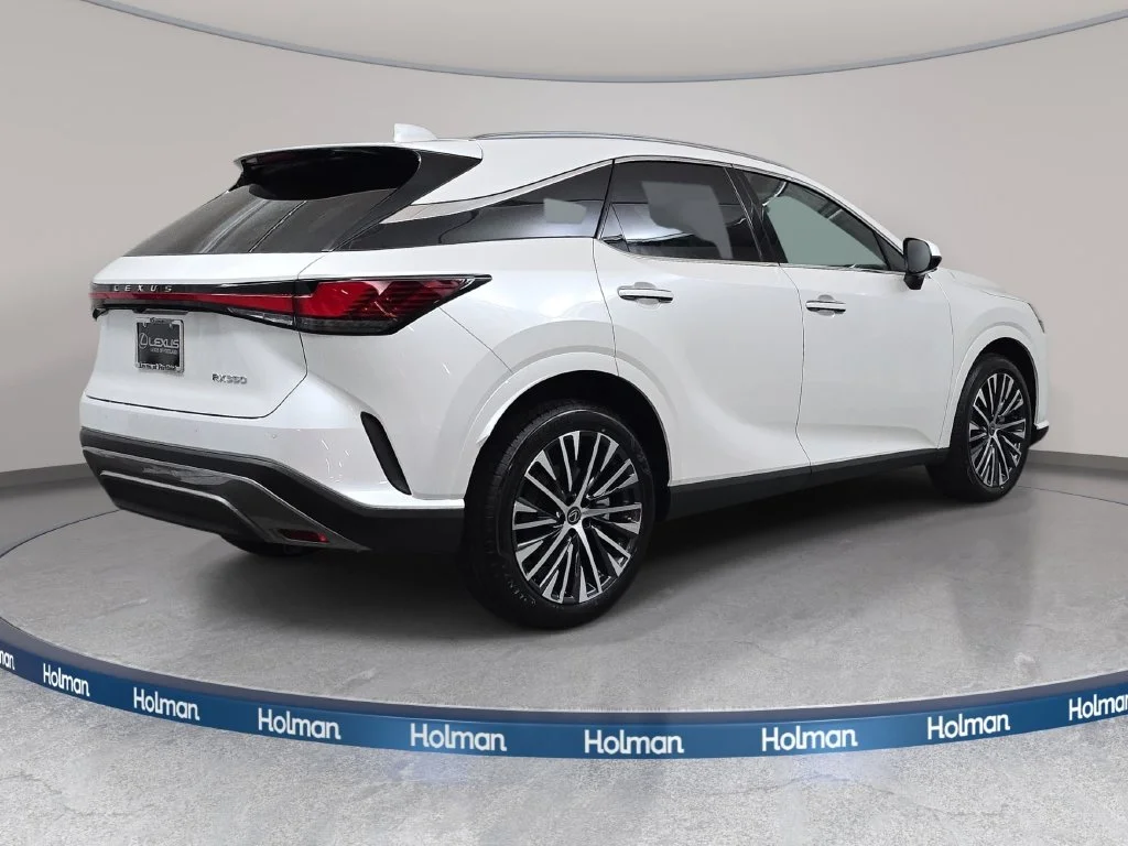 New 2026 Eminent White Pearl Lexus PREMIUM PLUS image 5