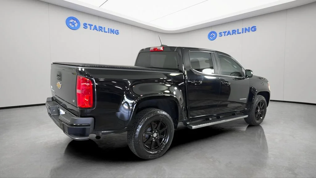 Used 2018 BLACK Chevrolet 2WD LT image 10