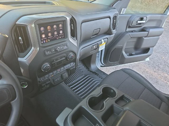 2026 Chevrolet Silverado 2500 HD Custom - Photo 21