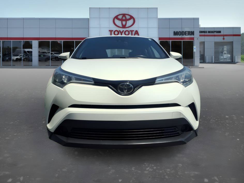 Used 2019 Blizzard Pearl Toyota XLE image 10