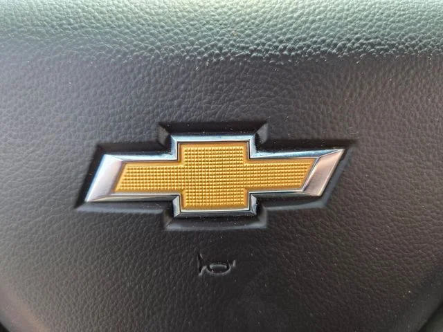 Used 2025 Red Chevrolet LT image 32