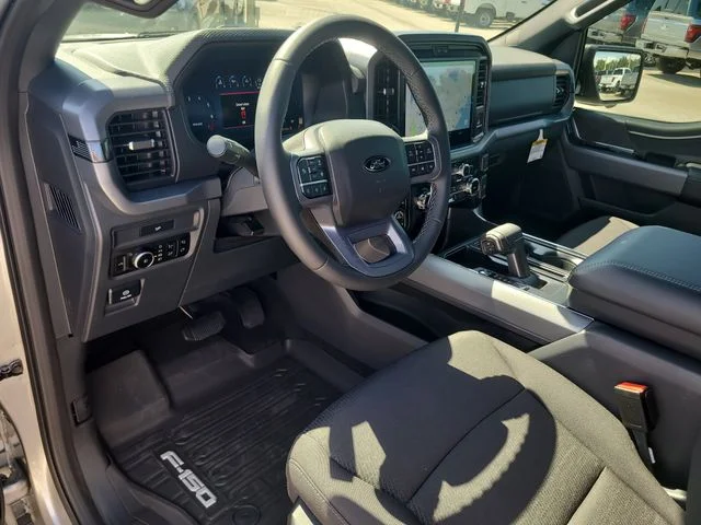 New 2026 Silver Metallic Ford XLT image 18