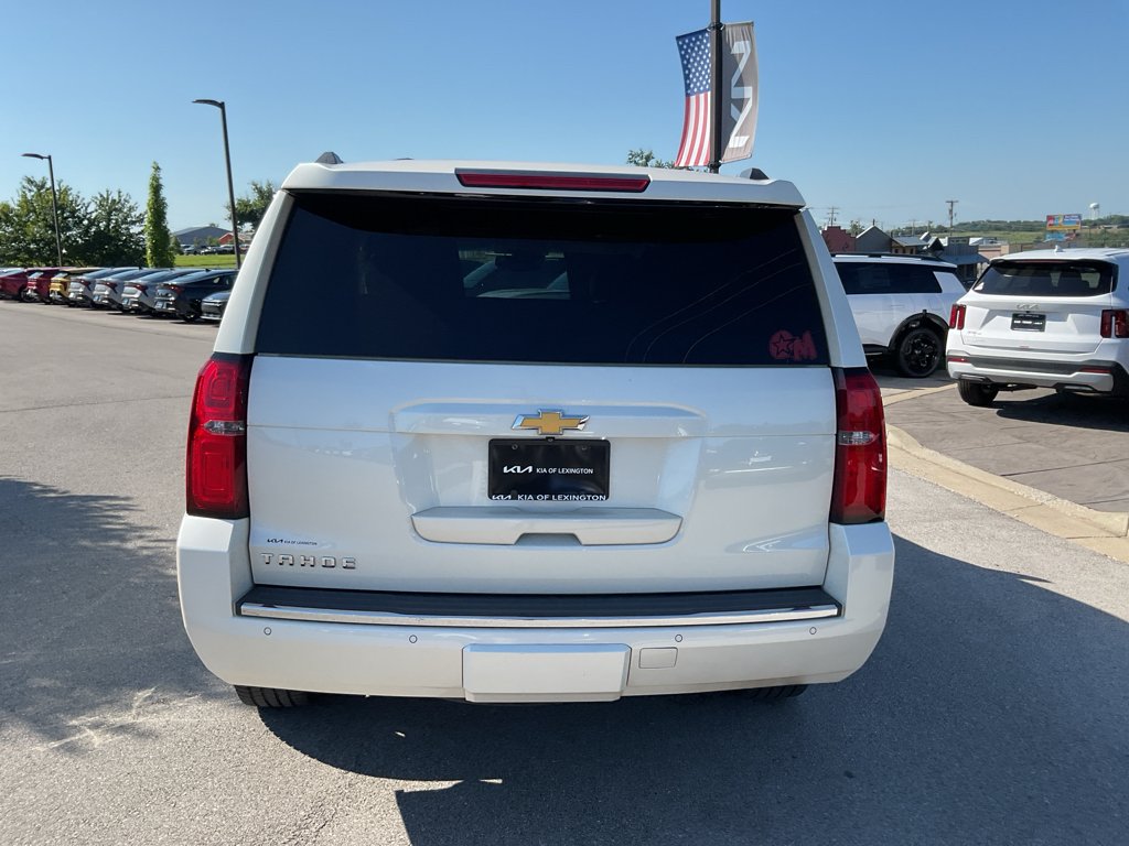 Used 2015 White Diamond Tricoat Chevrolet LTZ image 9