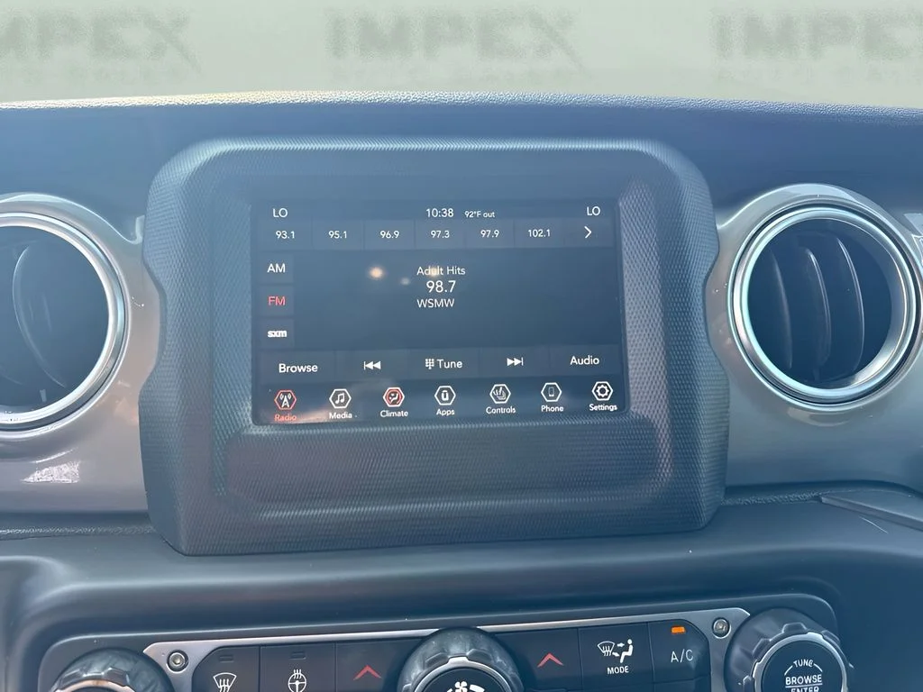 Used 2020 Silver Jeep Overland image 13