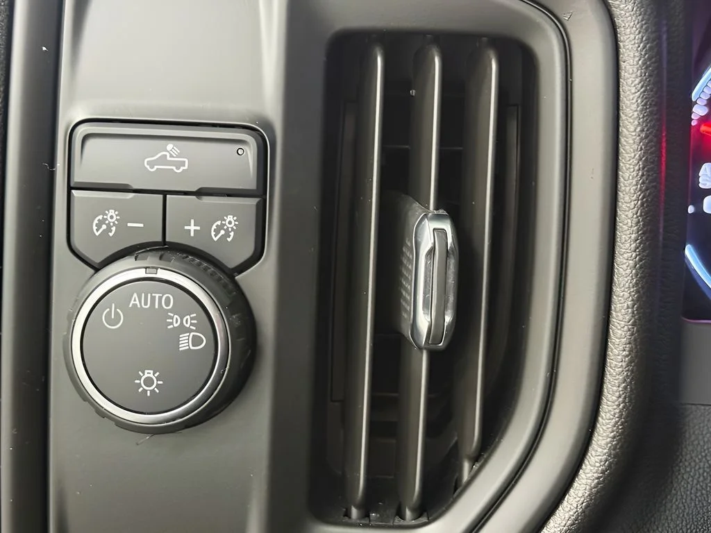 Used 2023 Black Chevrolet Custom image 23