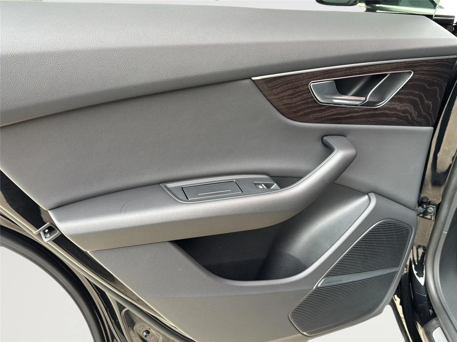 2022 Audi Q8 Premium Plus - Photo 34