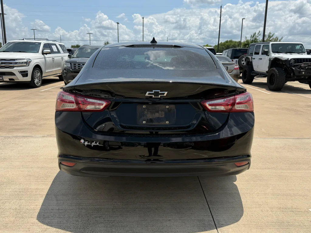 Used 2021 Mosaic Black Metallic Chevrolet LT image 5