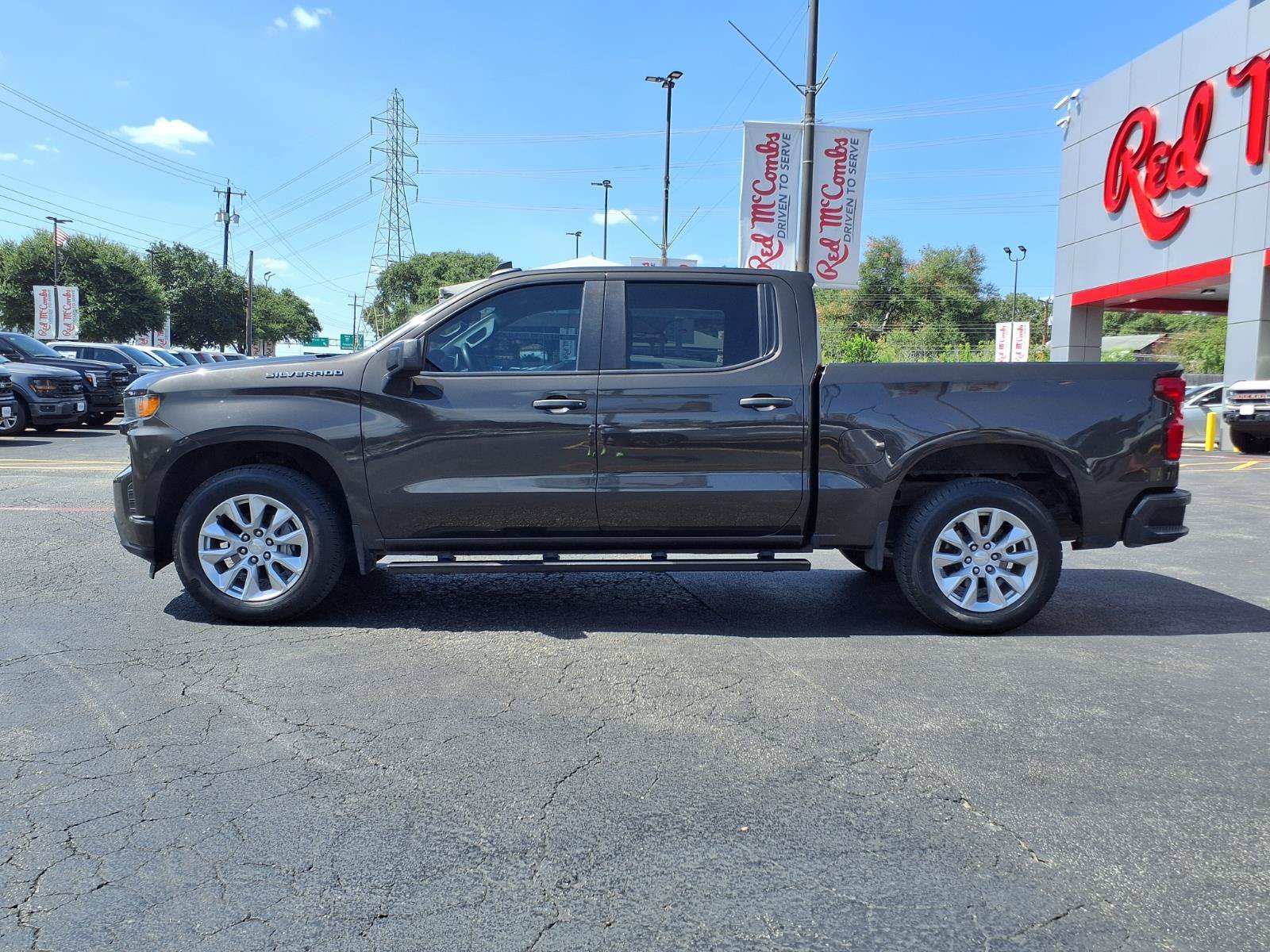 Used 2022 Oxford Brown Metallic Chevrolet Custom image 8