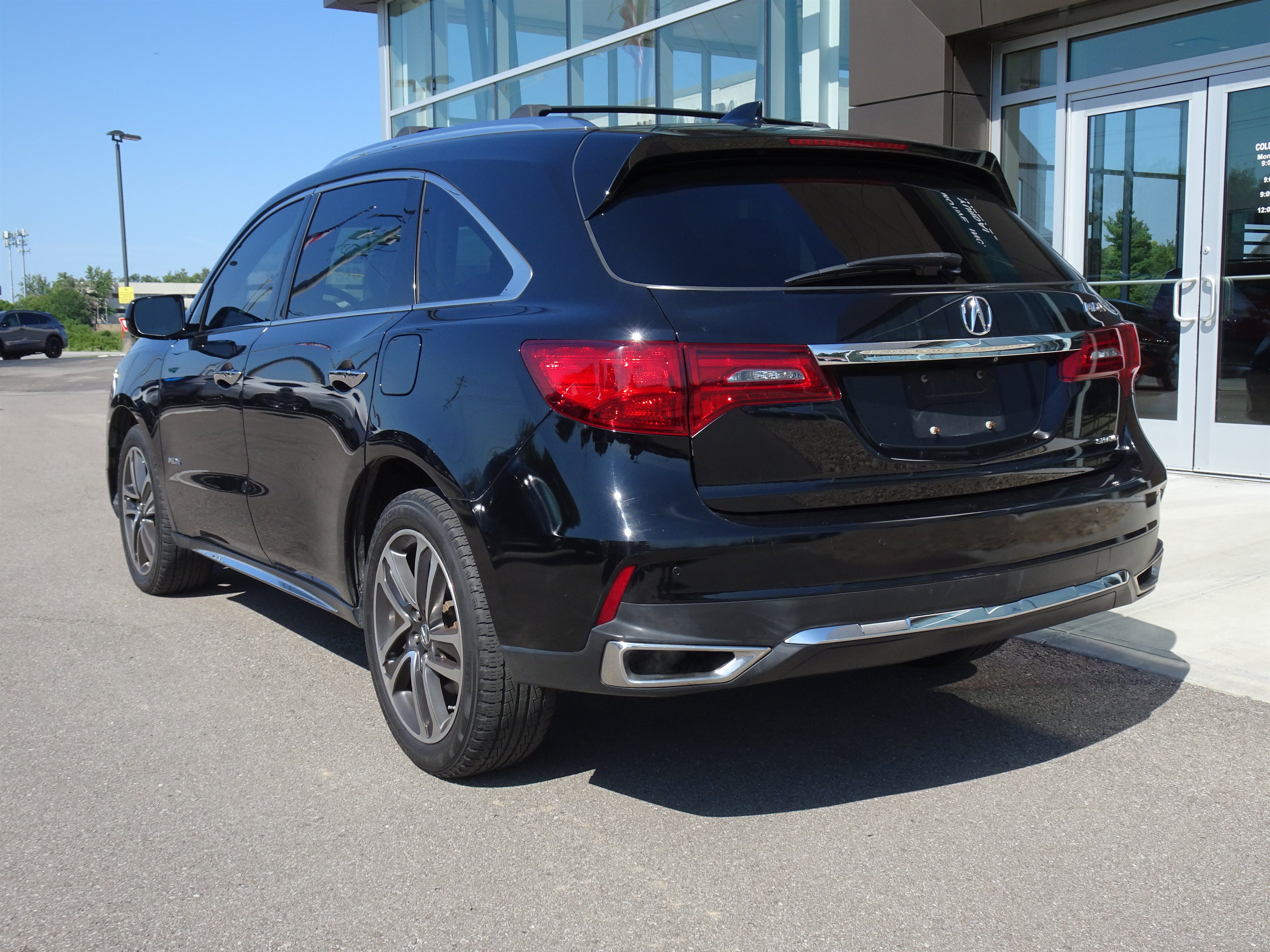 Used 2017 Black Copper Pearl Acura w/Advance/Entertainment Pkg image 3