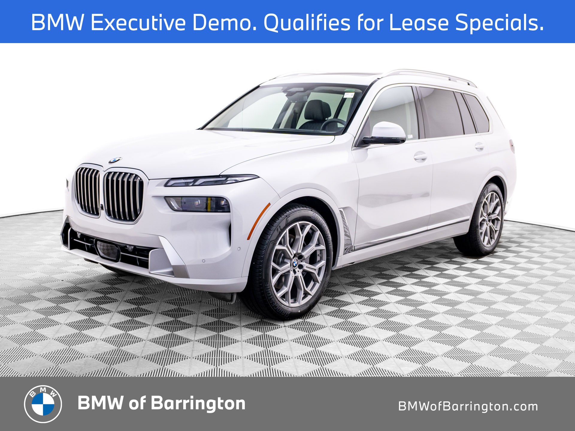 New 2026 Mineral White Metallic BMW xDrive40i image 1