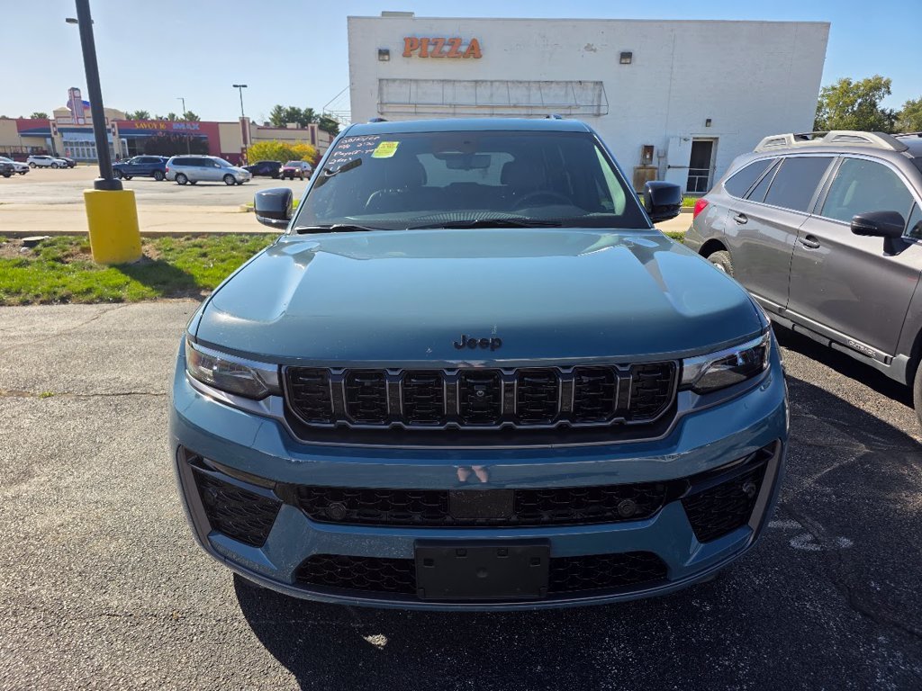 2026 Jeep Grand Cherokee Limited Reserve