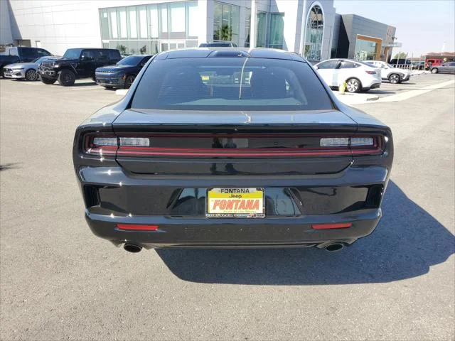 New 2026 Diamond Black Crystal Pearlcoat Dodge R/T image 4