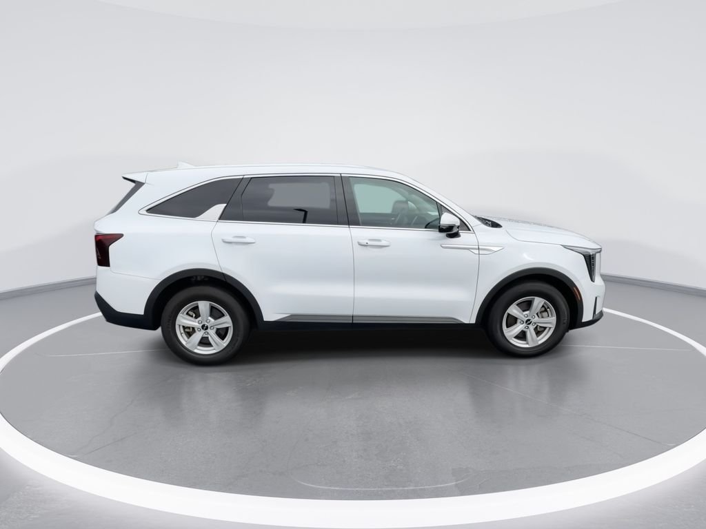 Used 2024 White Kia LX image 2