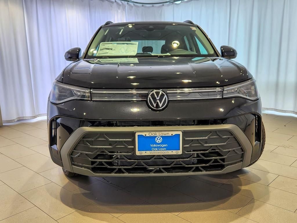 New 2026 Deep Black Pearl Volkswagen 1.5T SE Black image 2