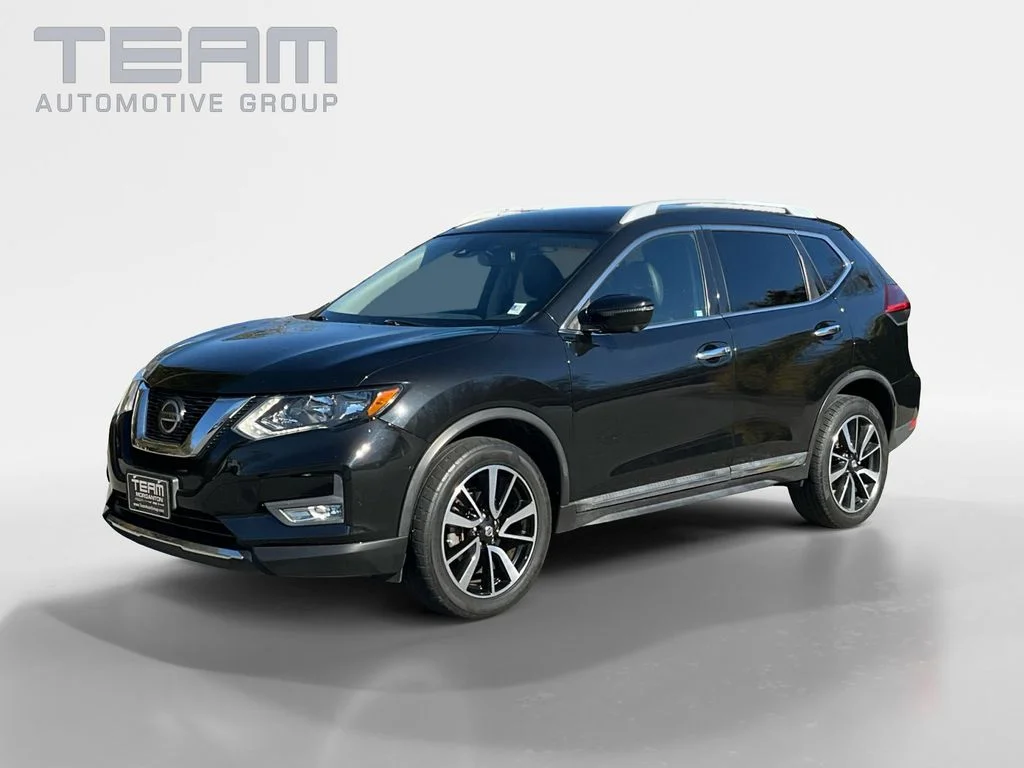 Used 2020 Black Nissan SL image 3