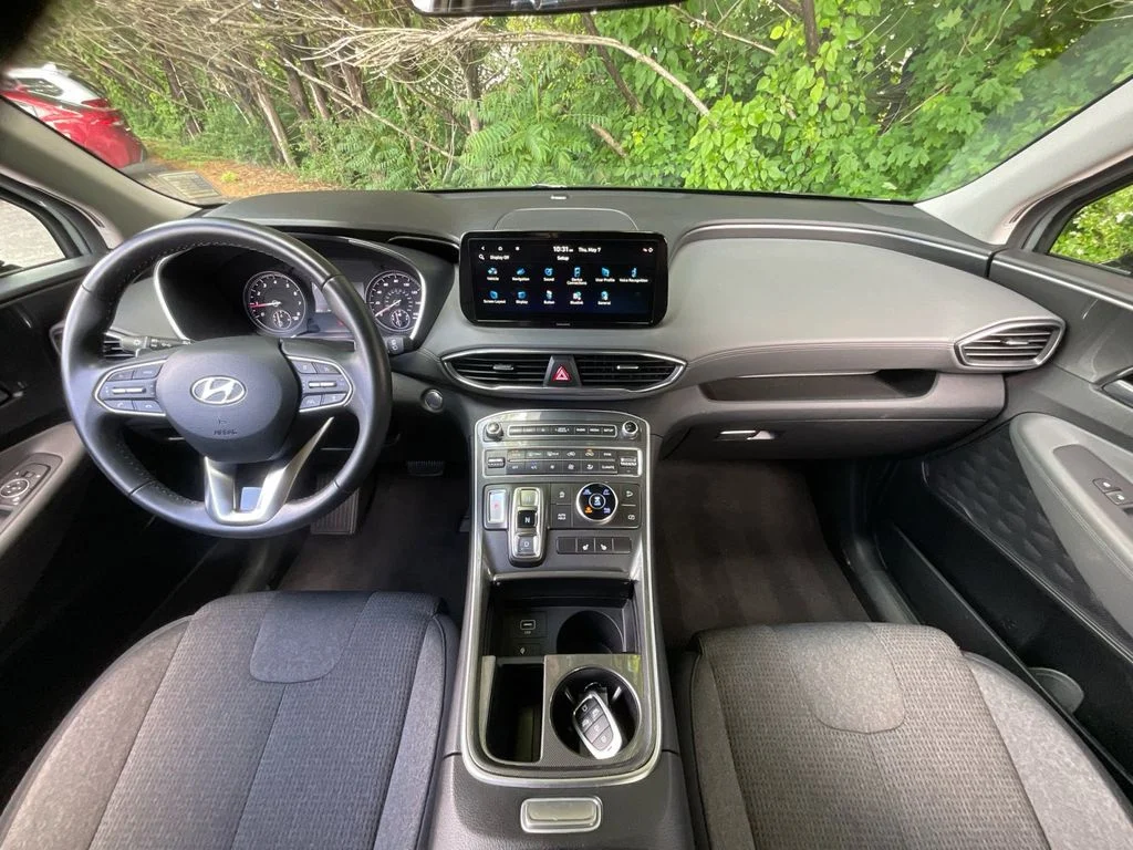 Used 2023 Silver Hyundai SEL image 19