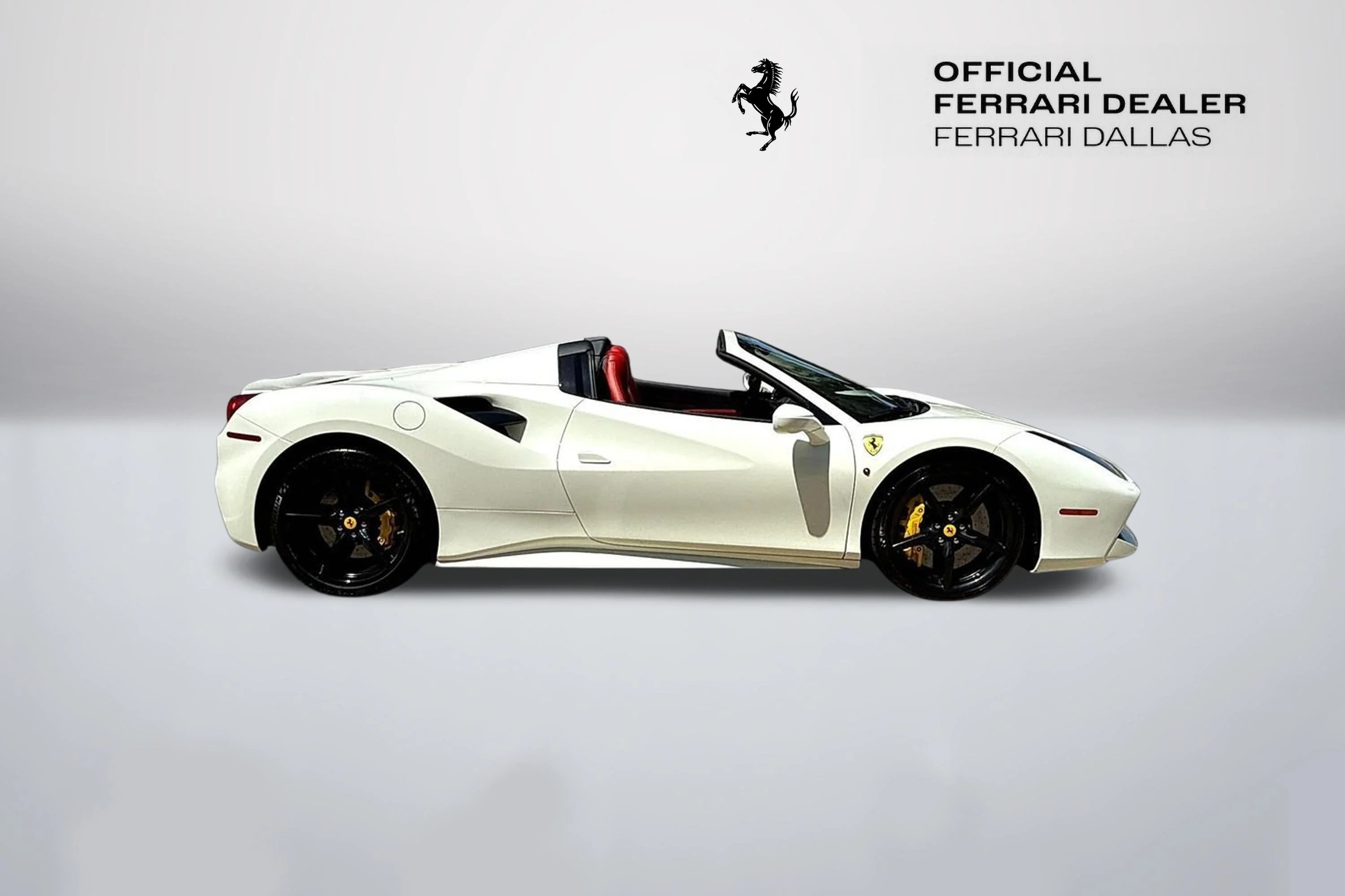 Certified Used 2019 Bianco Avus Ferrari  image 4