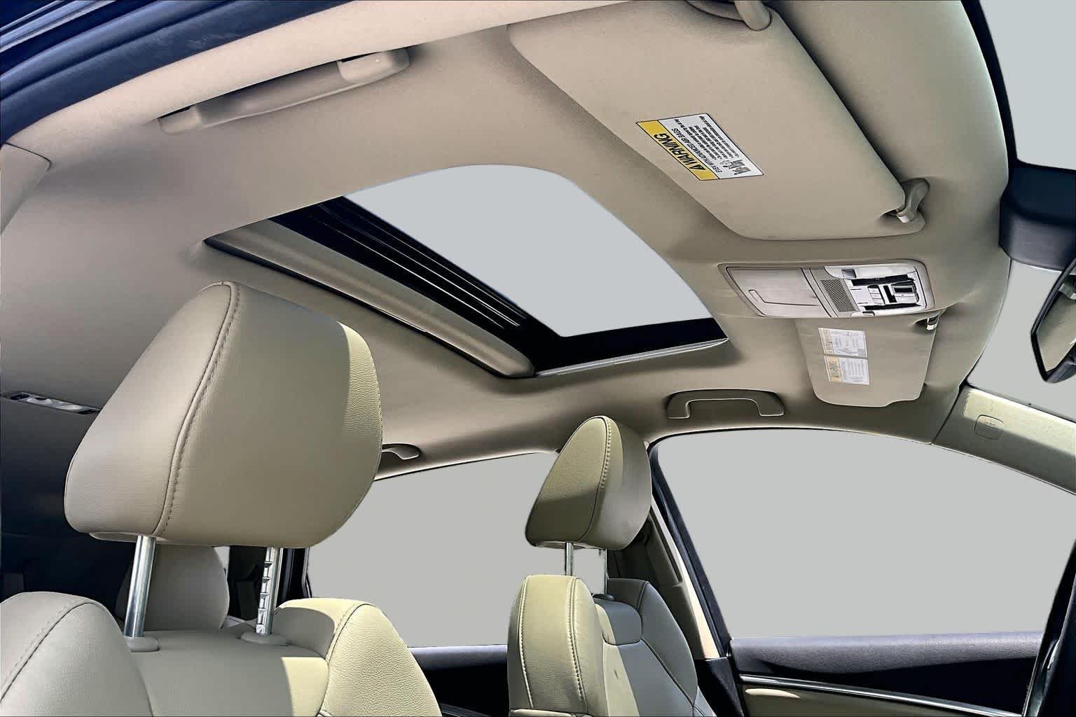 Used 2015 Crystal Black Pearl Acura Tech Pkg image 13