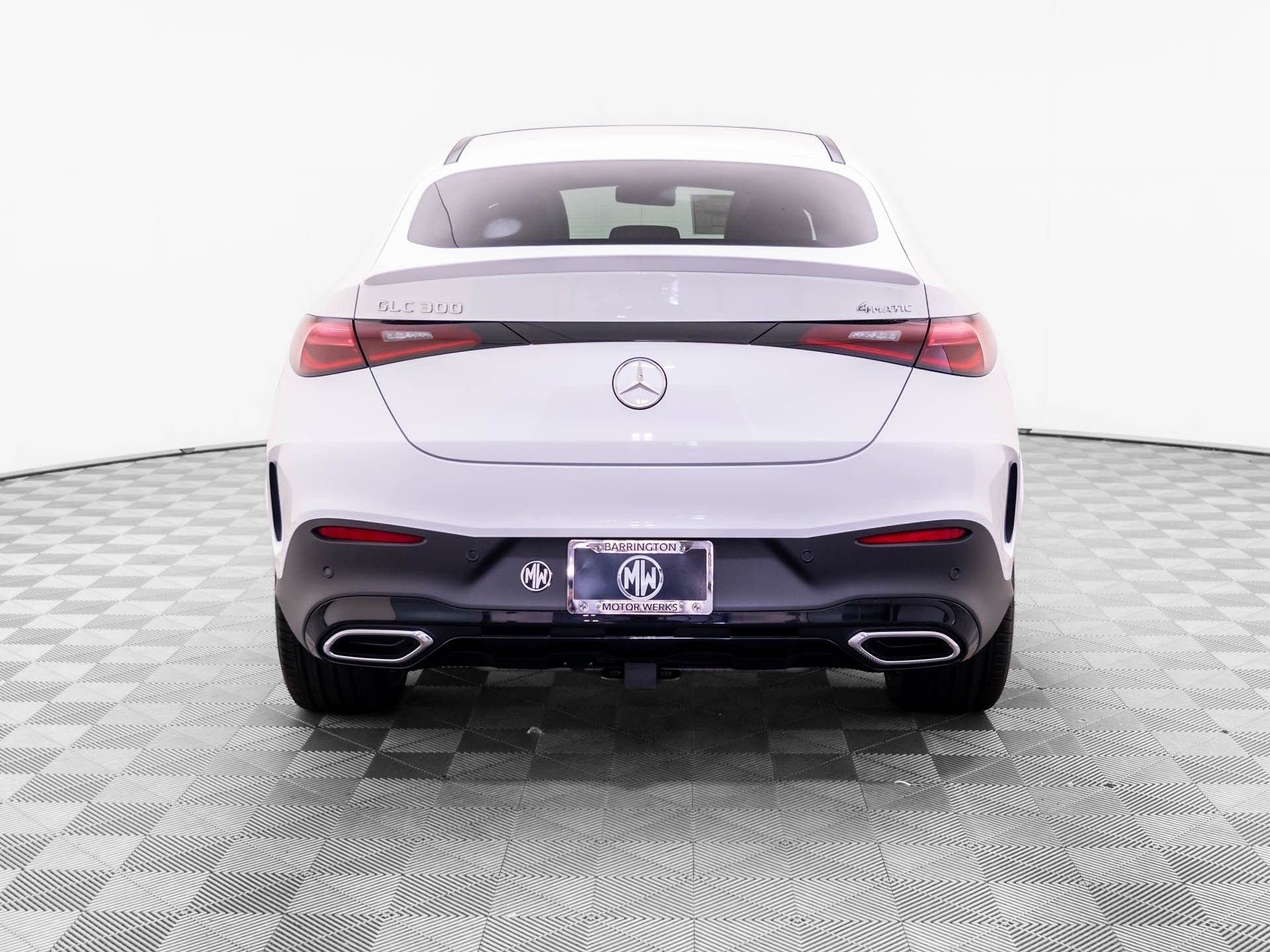 New 2027 MANUFAKTUR Moonlight White Metallic Mercedes-Benz GLC 300 Coupe image 46