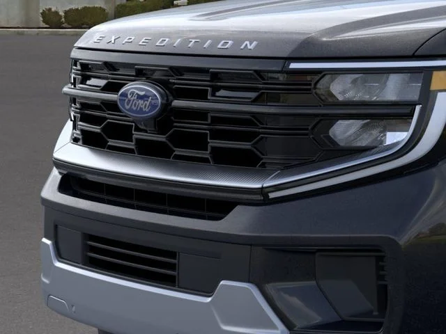 New 2026 Agate Black Metallic Ford MAX Platinum® image 17