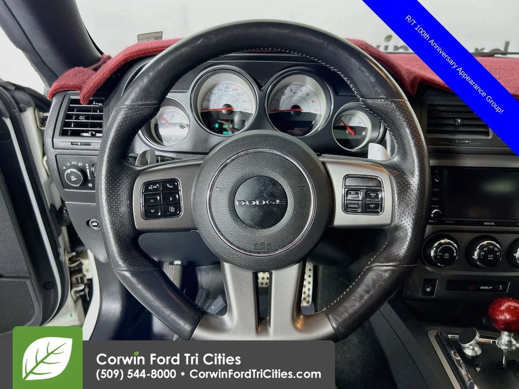 Used 2014 Bright White Clearcoat Dodge R/T image 24