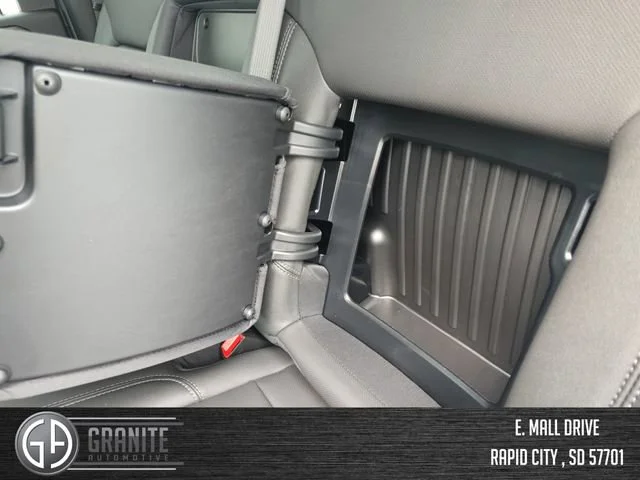 New 2026 Titanium Rush Metallic GMC SLT image 36