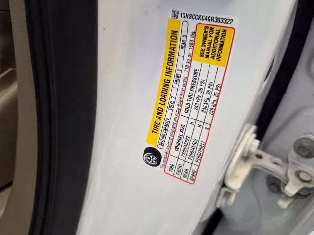Used 2016 SUMMIT WHITE Chevrolet LTZ image 21