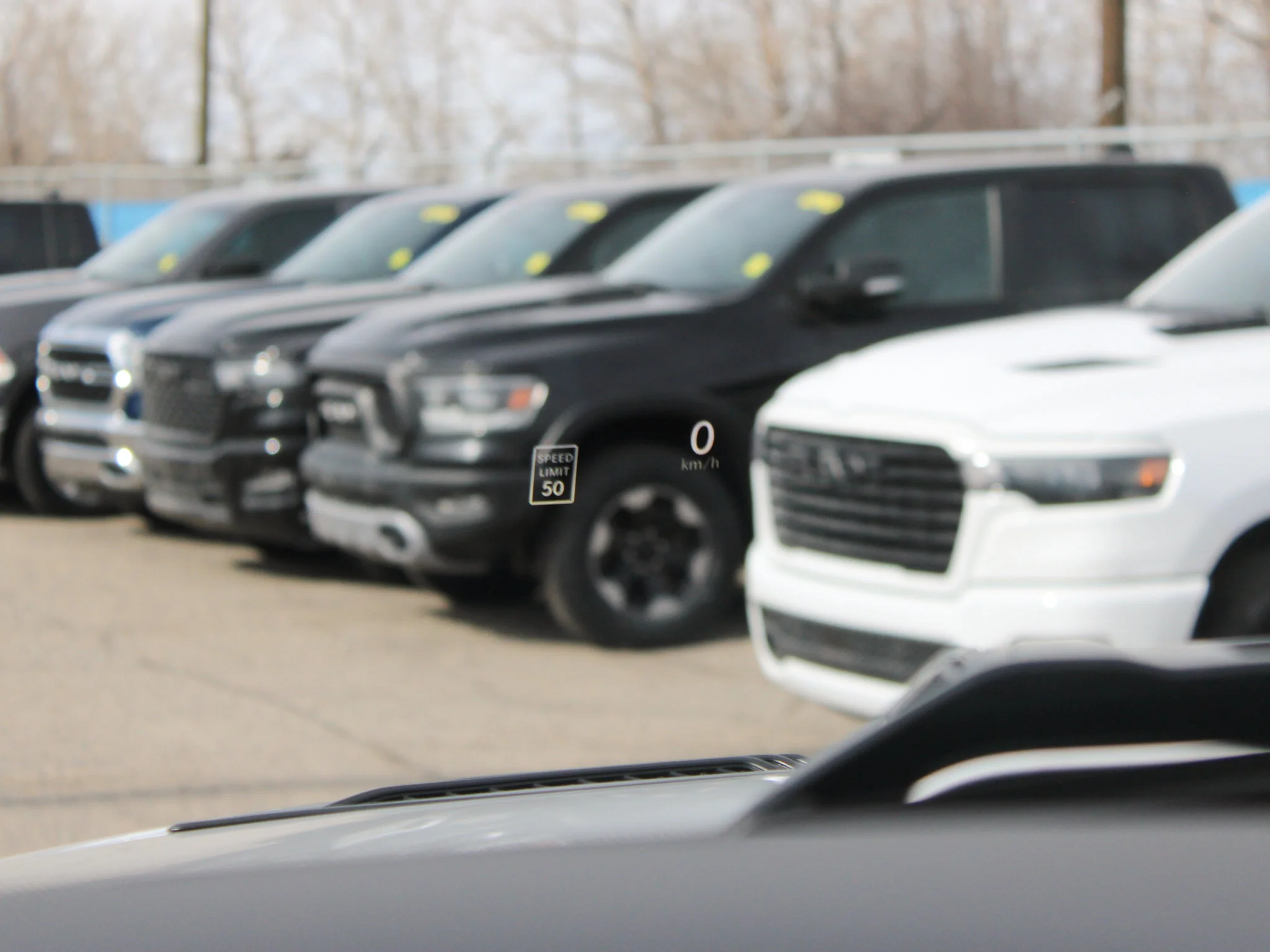 Certified Used 2025 White RAM Sport * Twin Turbo | 420 HP | Trailer Tow Group  | Night Edition | Heated Seats | Apple CarPlay image 27