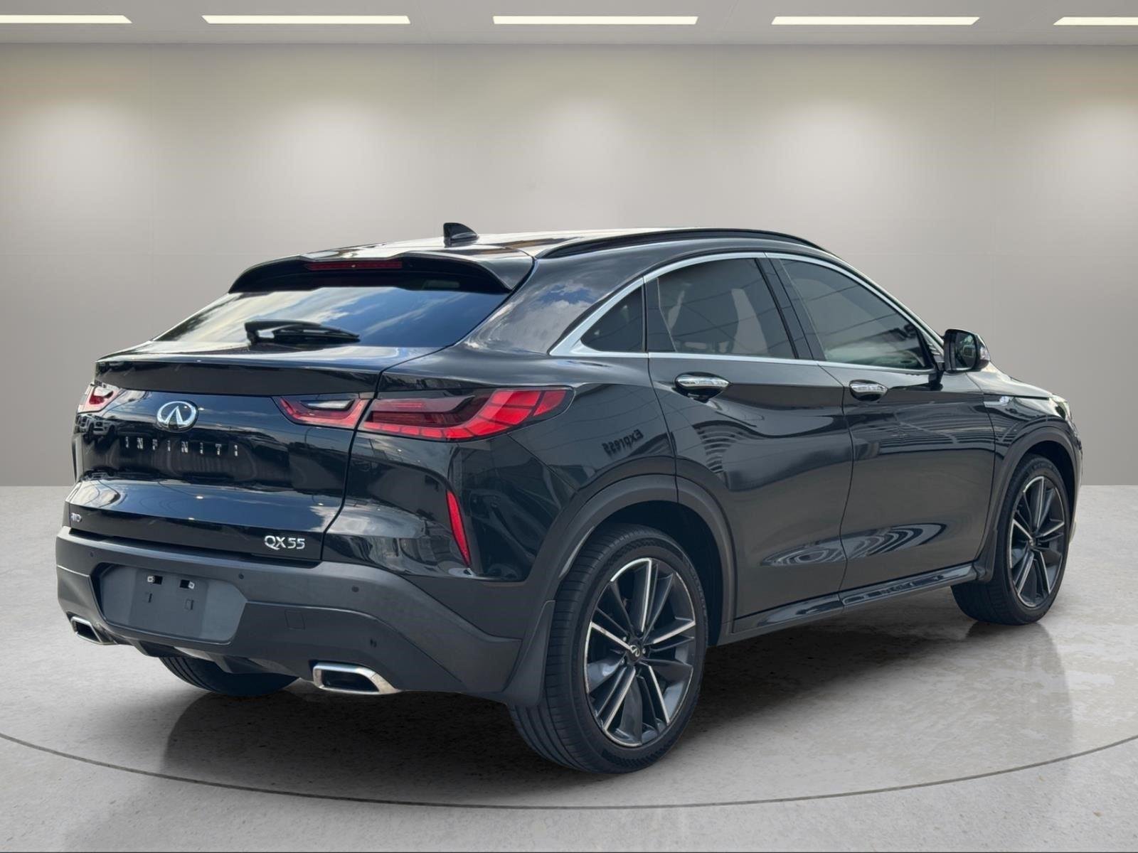 Used 2023 Mineral Black INFINITI SENSORY image 5