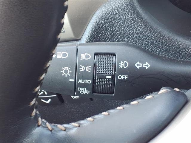 Certified Used 2021 Starfire Pearl Lexus GX 460 Luxury image 26