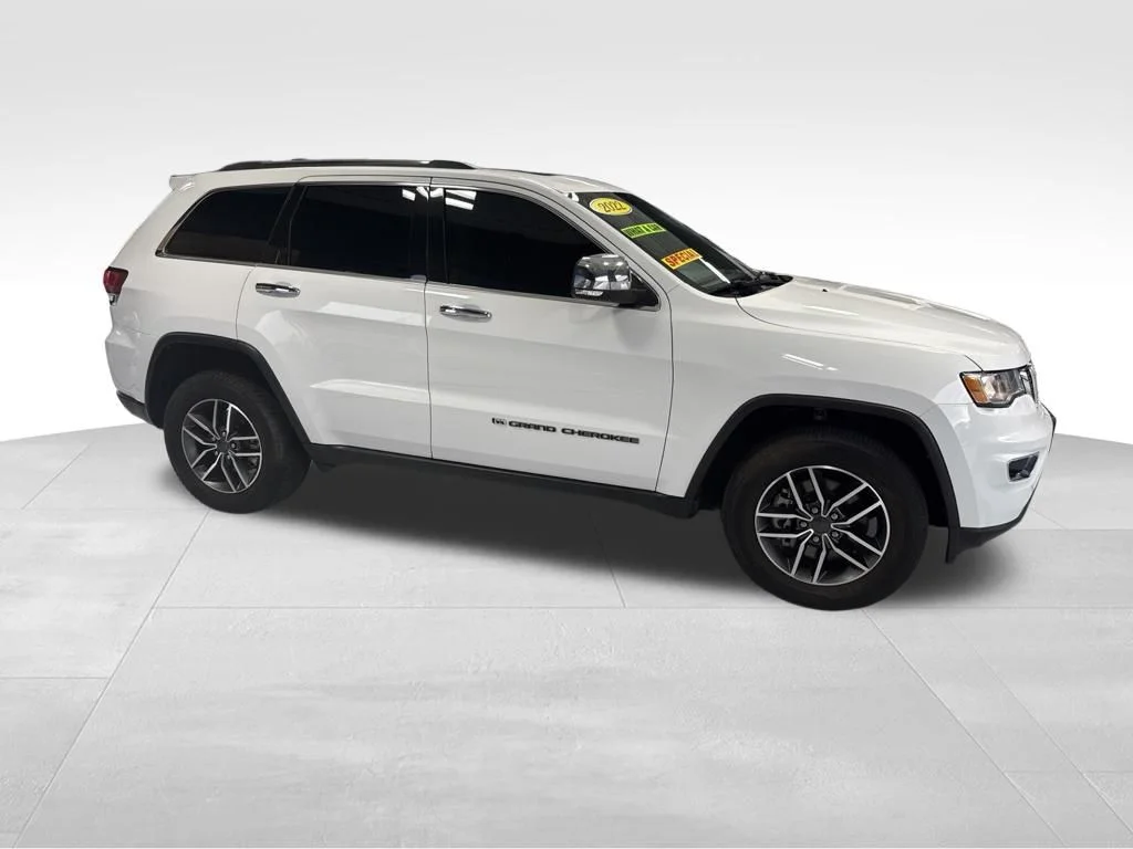 Used 2022 White Jeep Limited image 10