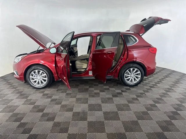 Used 2019 Red Buick Essence image 11