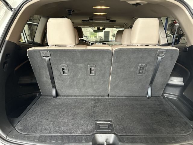 Certified Used 2019  Honda Touring image 26