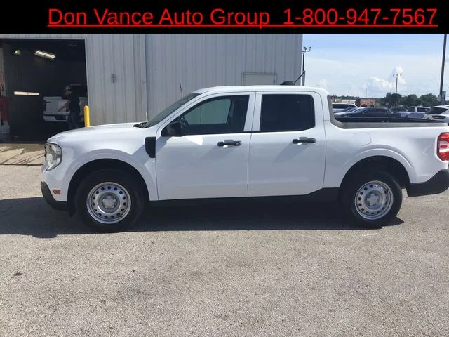 Used 2025 White Ford XL image 2