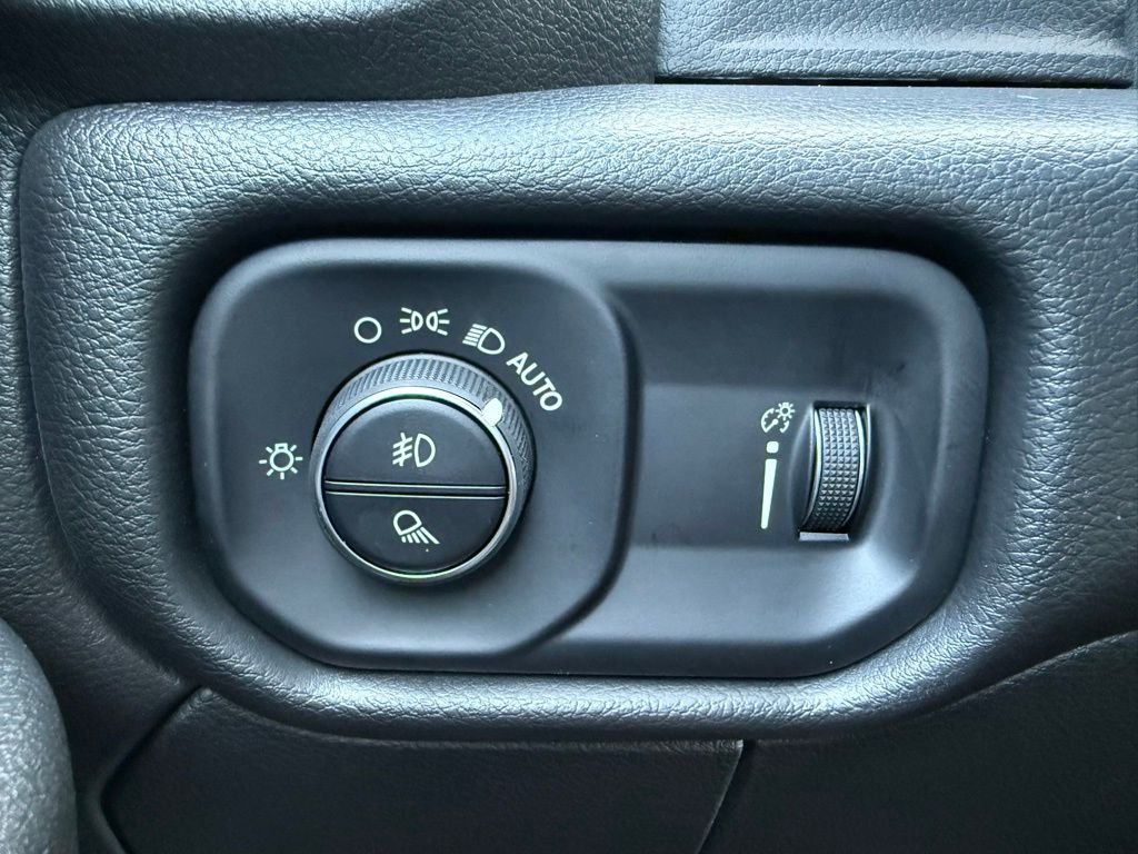 2025 RAM 2500 Tradesman - Photo 14