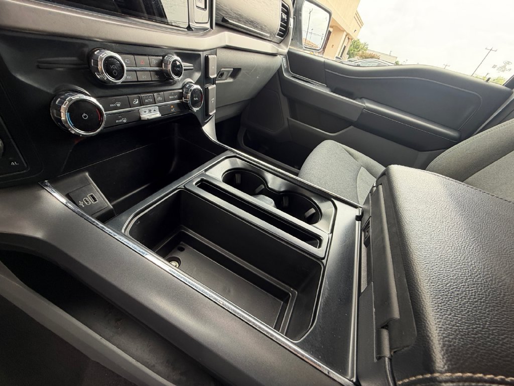 Used 2025 White Ford XLT image 23