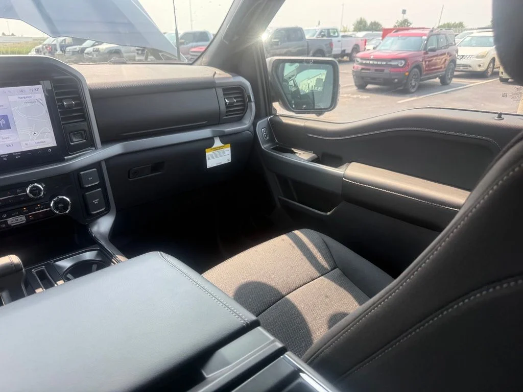 New 2026 Antimatter Blue Metallic Ford XLT image 43