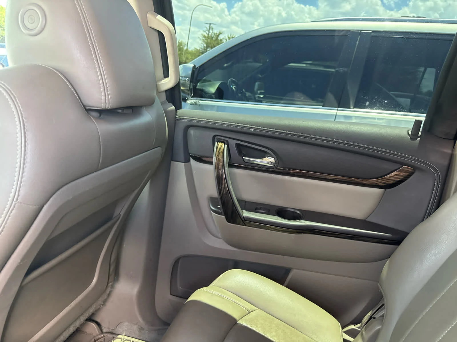 Used 2016 Ebony Twilight Metallic GMC Denali image 19