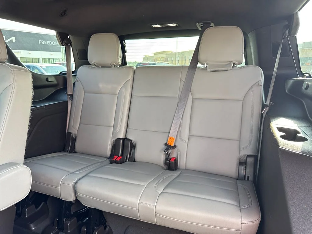 Used 2022 Summit White Chevrolet LT image 23