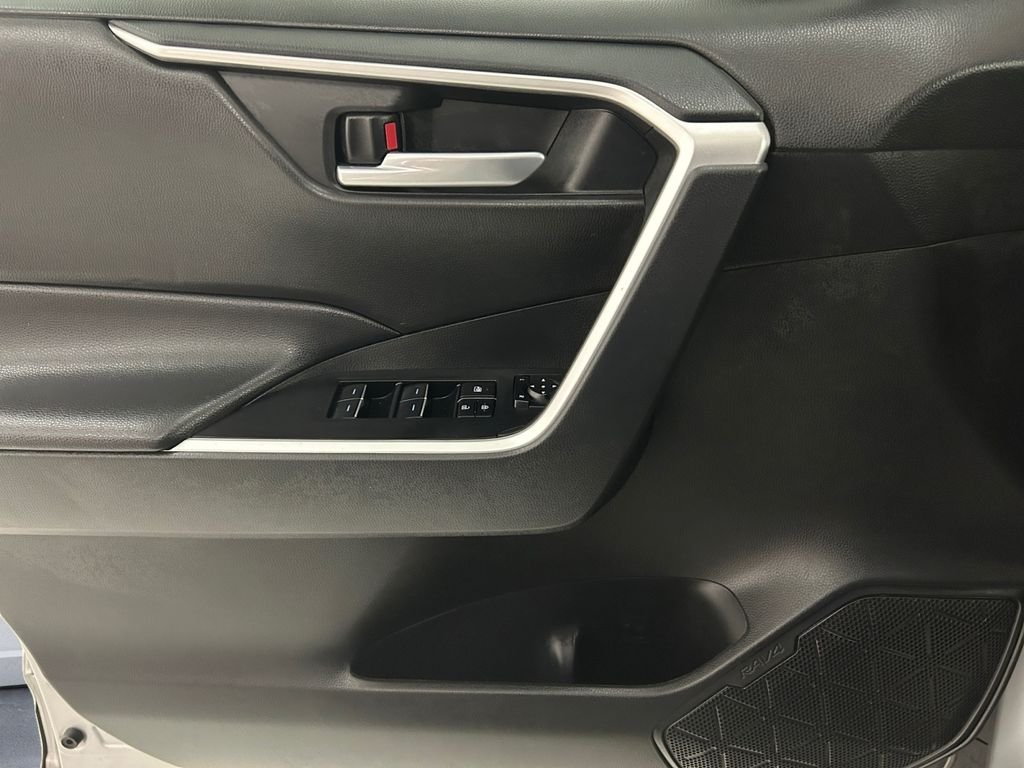 Used 2024 Silver Toyota XLE image 12