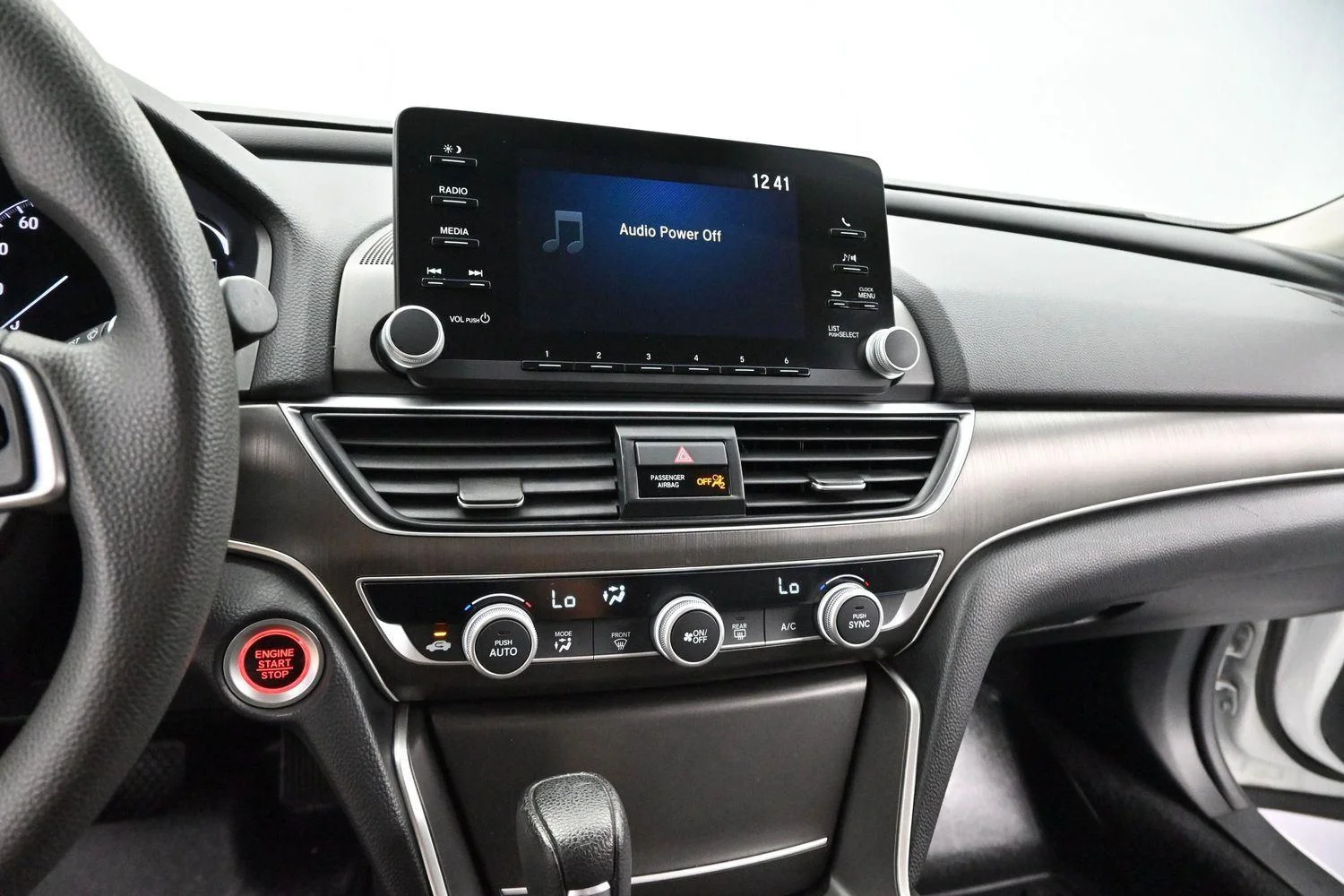Used 2020 Platinum White Pearl Honda LX image 17